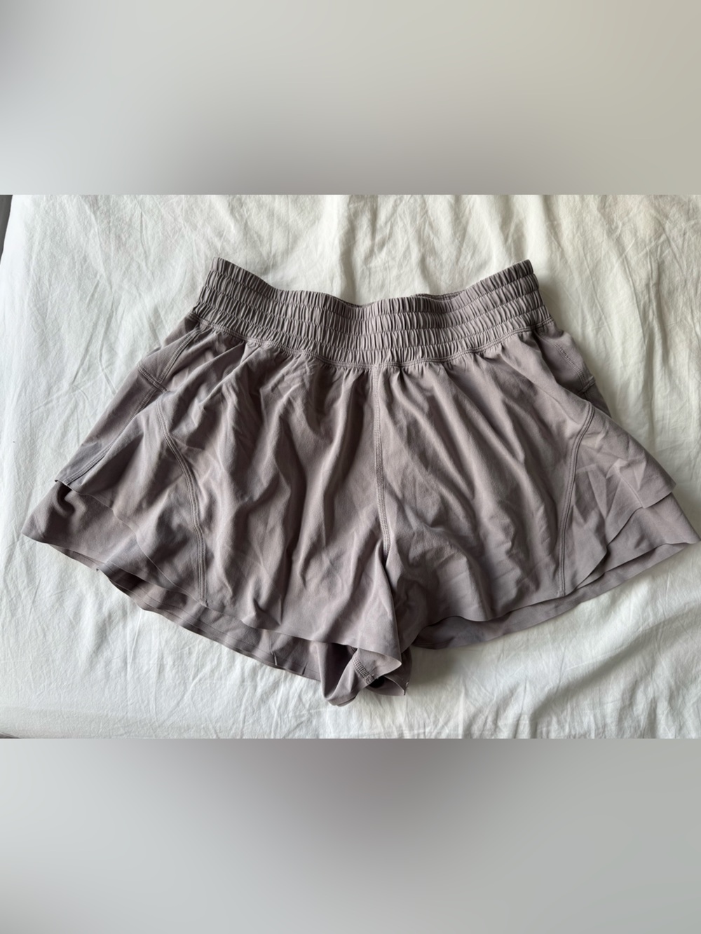 Lululemon Shake It Out High Rise Run Short 2.5”
